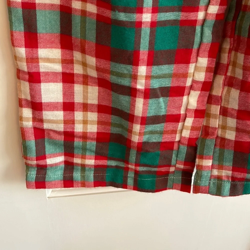 NWOT Feliz Navidad and Plaid set- Christmas holiday Jammies For Your Families